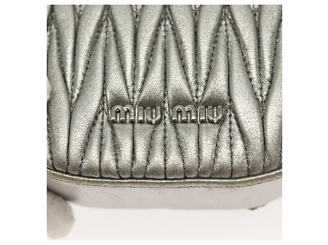 Borsa a spalla in pelle matelassé Miu Miu con catena argento Auth gh730 - vista 18