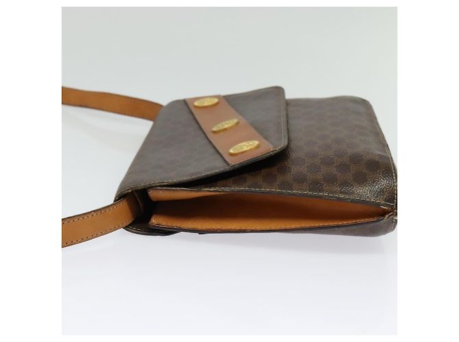Céline Borsa a Spalla in Tela Macadam CELINE in Pelle PVC Marrone Oro Auth 140473 D'oro - vista 3