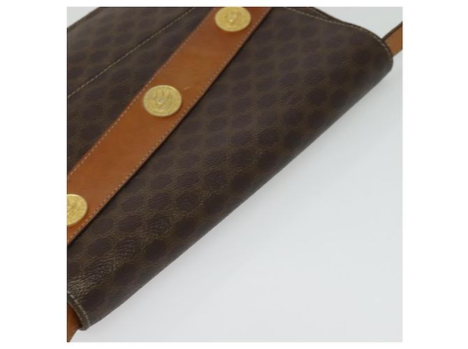 Céline Borsa a Spalla in Tela Macadam CELINE in Pelle PVC Marrone Oro Auth 140473 D'oro - vista 6