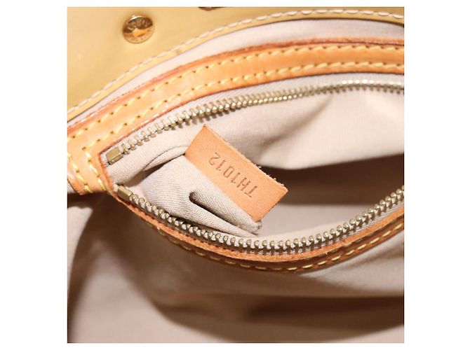 LOUIS VUITTON Borsa a Mano Monogram Vernis Reade PM Beige M91334 LV Auth 140231 - vista 12