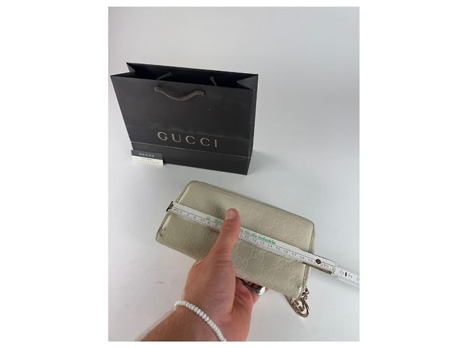 Vintage Gucci Leather Monogram Wallet white - view 9