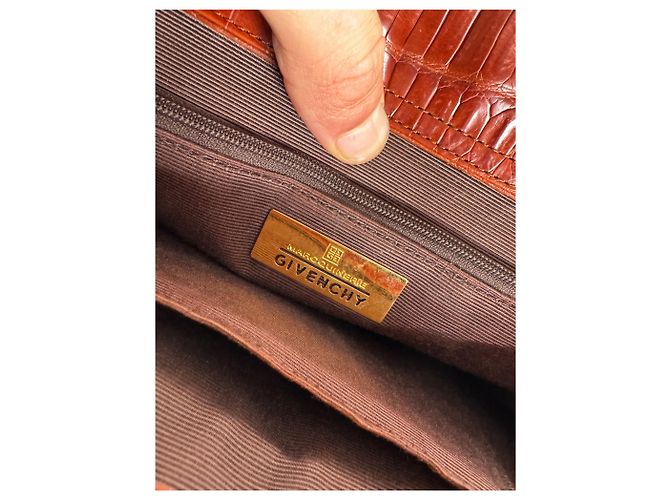Bolso de cuero patentado con estampado de cocodrilo vintage Givenchy marrón Roja - vista 4
