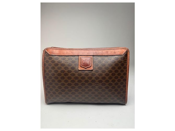 Céline Clutch in pelle monogramma Triomphe vintage di Celine marrone - vista 14