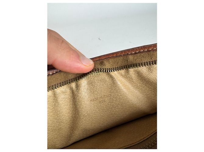 Céline Clutch in pelle monogramma Triomphe vintage di Celine marrone - vista 6