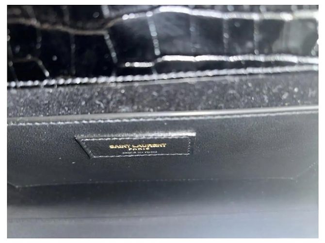 Yves Saint Laurent Saint Laurent YSL modello Manhattan Pelle Nera Stampa Cocco Nero - vista 9
