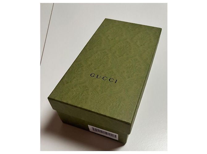 Gucci Black Crocodile-Embossed Leather Back-Strap Pumps - view 6