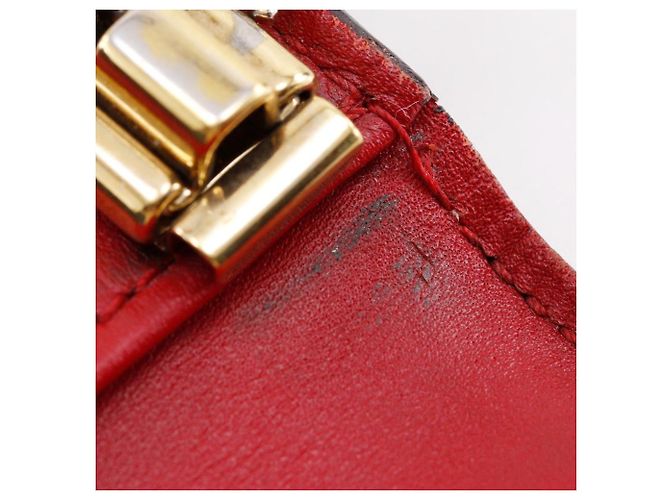 Louis Vuitton Multicles 4 Monogram Vernis Key Case Red - view 14
