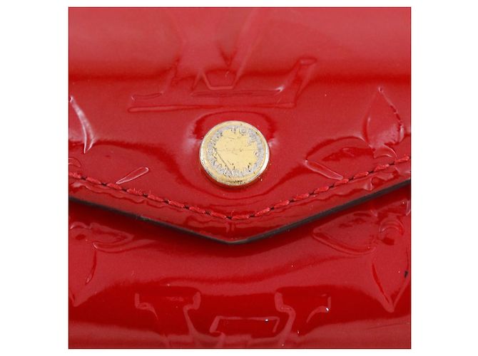 Louis Vuitton Multicles 4 Monogram Vernis Key Case Red - view 17