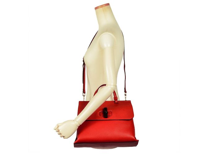 Bamboo Borsa quotidiana Gucci in pelle rossa e bambù Rosso - vista 9