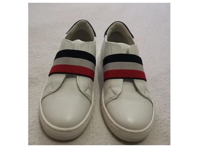 Baskets Moncler enfant en cuir blanc taille 32 - vue 3