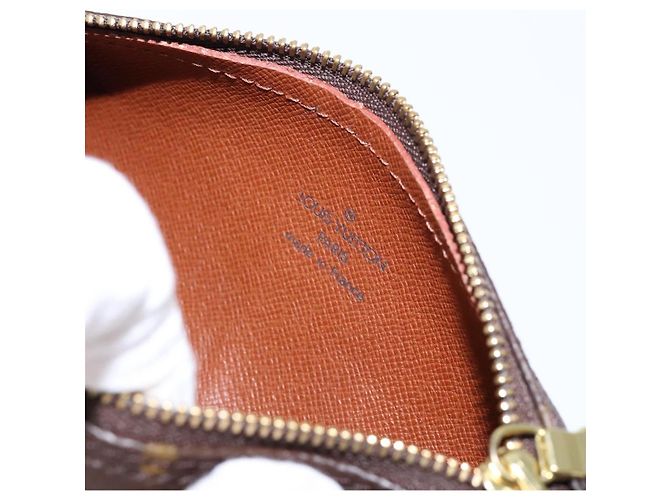 Pochette Papillon Mini en Lona Monogram Louis Vuitton Castaño - vista 6