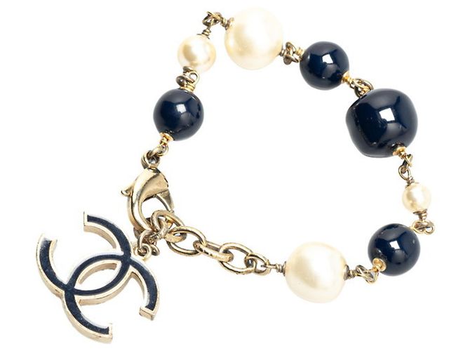 Bracciale Charm Coco Mark di Chanel Nero D'oro - vista 2