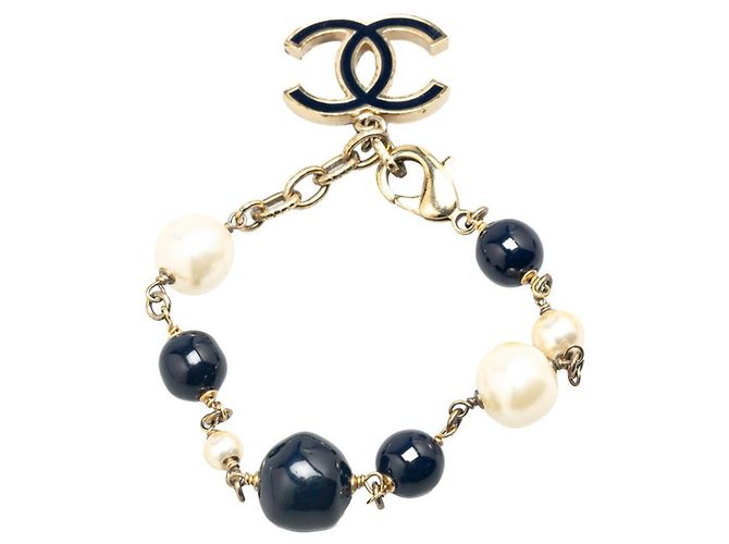 Bracciale Charm Coco Mark di Chanel Nero D'oro - vista 3