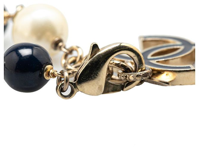Bracciale Charm Coco Mark di Chanel Nero D'oro - vista 4