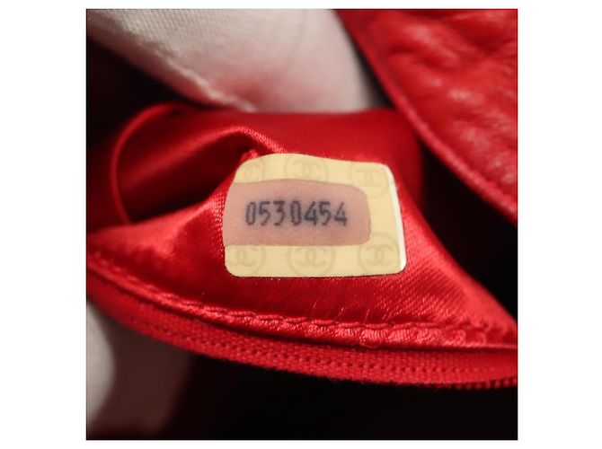 CHANEL Borsa a Spalla Matelassé in Pelle Rossa con Catena Dorata CC Auth 142310 Rosso D'oro - vista 12