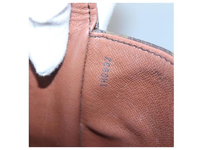 LOUIS VUITTON Monogram Saint Cloud GM Shoulder Bag M51242 LV Auth 142277 - view 12