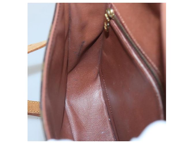 LOUIS VUITTON Monogram Saint Cloud GM Shoulder Bag M51242 LV Auth 142277 - view 24