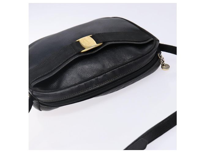 Borsa a Spalla Vala in Pelle Embossata Nera e Oro Auth BA5268 di Salvatore Ferragamo Nero D'oro - vista 6