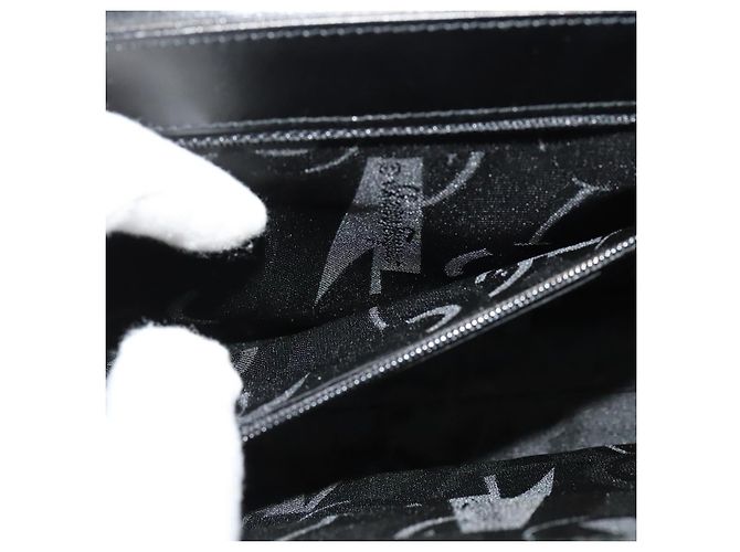 Borsa a Spalla Gancini in Pelle Nera e Oro Salvatore Ferragamo Auth 142187 Nero D'oro - vista 20