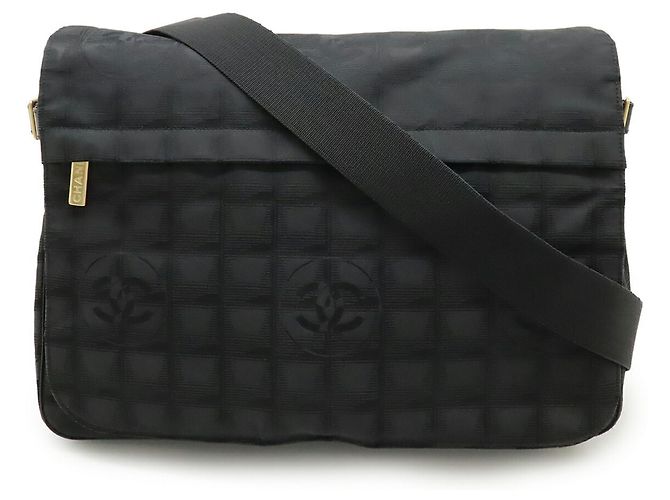 Borsa a spalla della nuova linea di viaggio Chanel Nero - vista 2