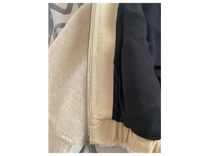Iro Kurze Kapuzenjacke Creme aus Schafleder - Ansicht 17