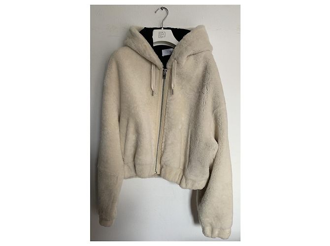 Iro Kurze Kapuzenjacke Creme aus Schafleder - Ansicht 2