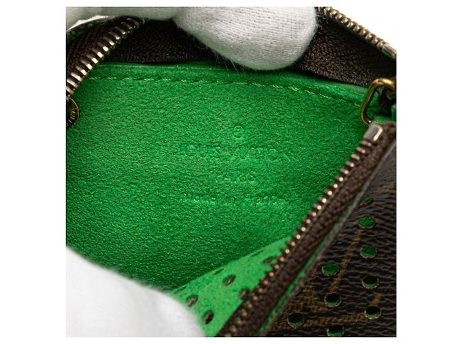 Portafoglio/portamonete perforato Monogram Louis Vuitton Marrone Verde chiaro - vista 9