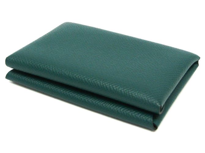Tarjetero Calvi Duo de cuero Epsom de Hermès en verde - vista 3
