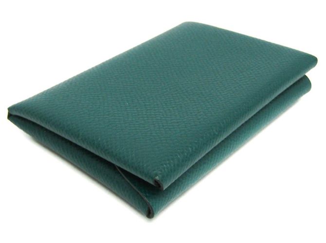 Tarjetero Calvi Duo de cuero Epsom de Hermès en verde - vista 6