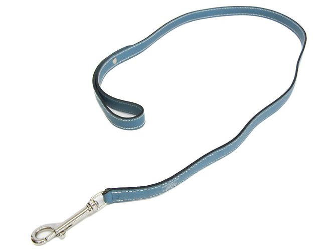 Hundeleine aus hellblauem Leder von Hermès - Ansicht 6