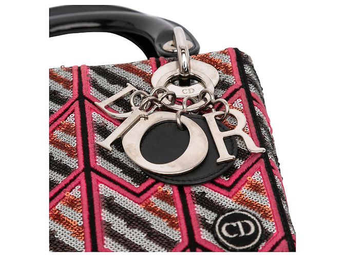 Dior Mini Lady Dior in vernice rosa con paillettes - vista 8