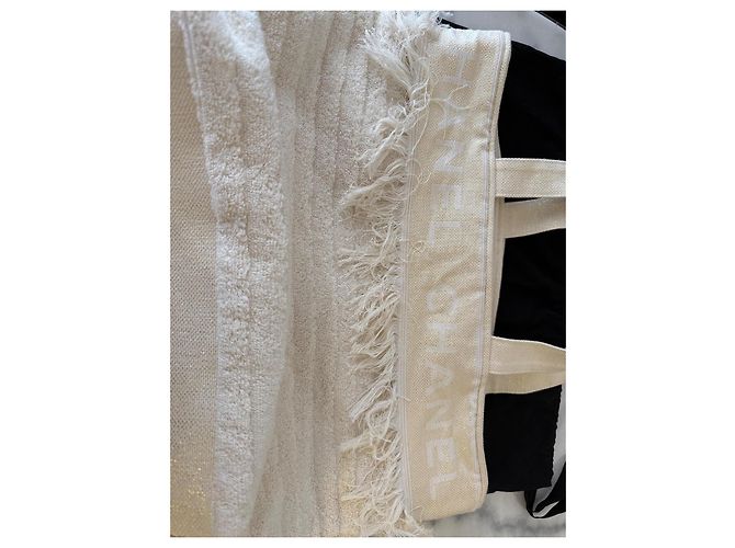 Borsa da spiaggia Chanel in cotone beige con pochette - vista 12