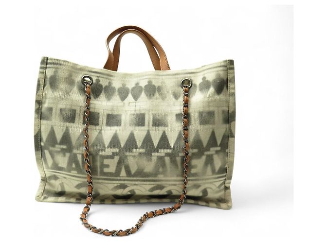BORSA A MANO CHANEL DEAUVILLE ILIAD MM CANVAS GRIGIO - vista 2