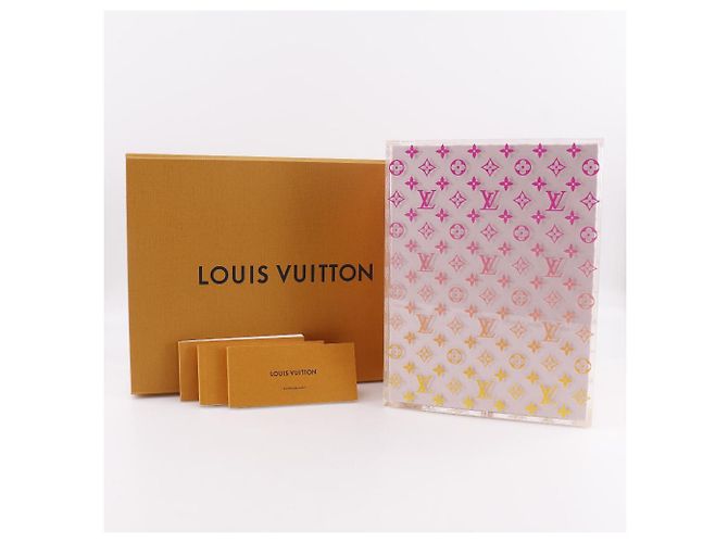 Louis Vuitton Sunglasses Case Monogram Acrylic Accessory Pink - view 7