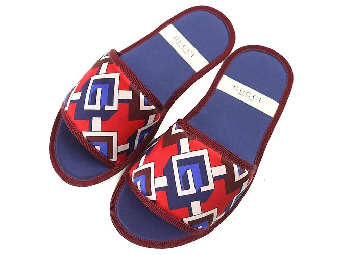 Set de Viaje de Seda Gucci Roja - vista 11