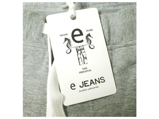 Autre Marque PANTALONES FÁCILES TAPERED DE MEZCLA DE ALGODÓN
Pantalones de mezcla de algodón Gris - vista 3