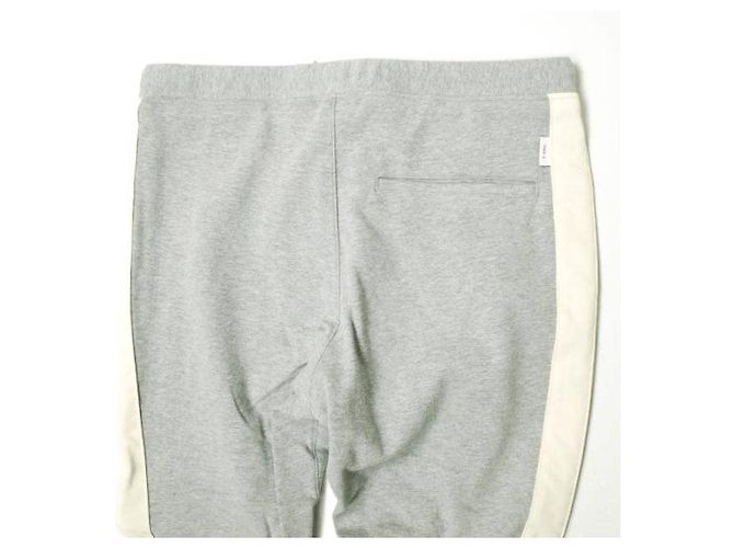 Autre Marque PANTALONES FÁCILES TAPERED DE MEZCLA DE ALGODÓN
Pantalones de mezcla de algodón Gris - vista 4