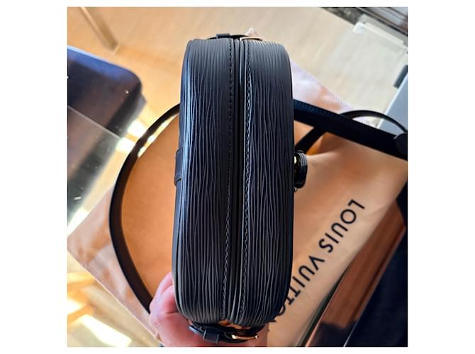 Louis Vuitton Saumur bb Epi leather Nero - vista 7