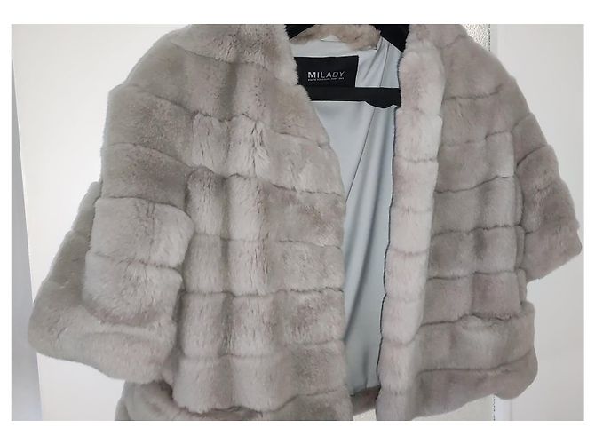 Milady Kurze Jacke aus Raccoon Fell beige - Ansicht 2