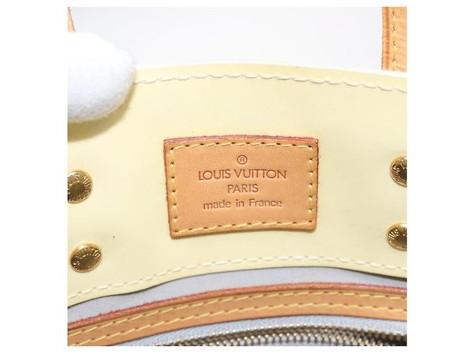 Borsa Reade Monogram Vernis PM di Louis Vuitton Beige - vista 6
