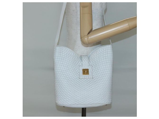 BALLY Borsa a Spalla Trapuntata in Pelle Bianca e Oro Auth BA5391 Bianco D'oro - vista 25