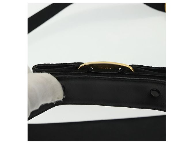 Borsa a Spalla Salvatore Ferragamo Vala Satin Nero Oro Auth 142122 D'oro - vista 14