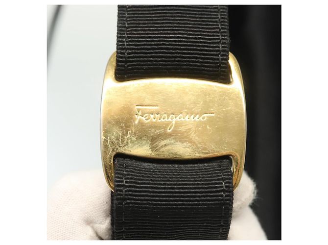 Borsa a Spalla Salvatore Ferragamo Vala Satin Nero Oro Auth 142122 D'oro - vista 19