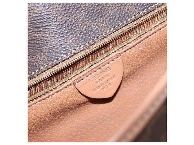 Céline CELINE Macadam Canvas Kreis Schultertasche aus PVC-Leder in Braun und Gold Auth 140226 Golden - Ansicht 12