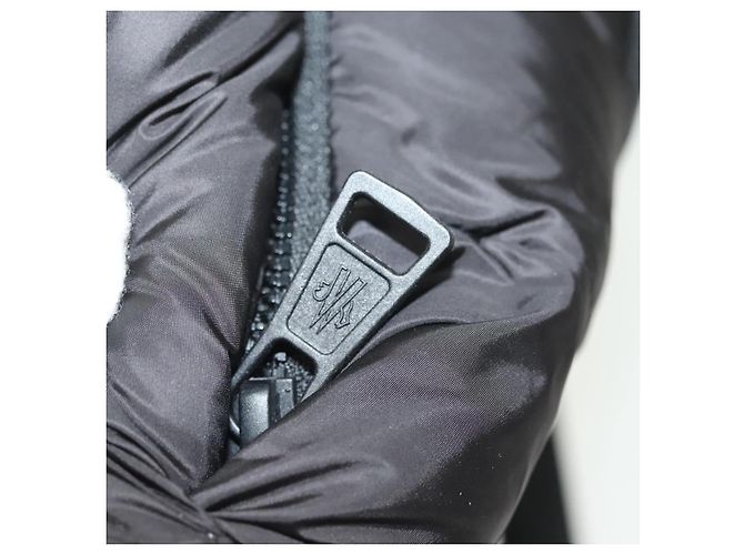 Marsupio Moncler in nylon nero Auth 135282 - vista 9