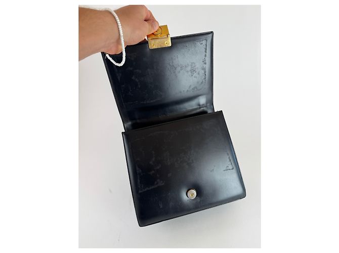 Vintage Givenchy 4G Handtasche aus lackleder schwarz - Ansicht 10