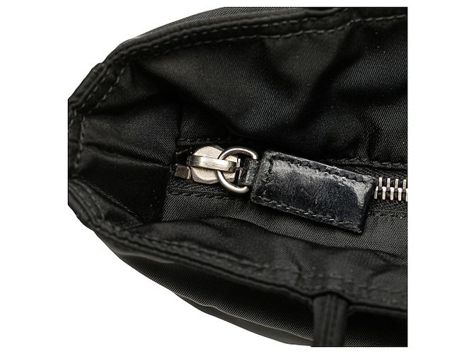 Prada Tote aus Tessuto mit schwarzem Spazzolato-Besatz - Ansicht 10