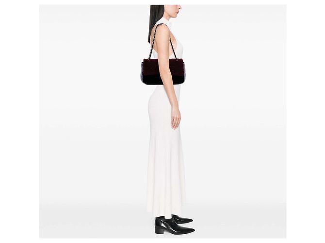 Chanel Rotes Mittleres Gestepptes Schafsleder mit Einem Klappverschluss Bordeaux - Ansicht 11