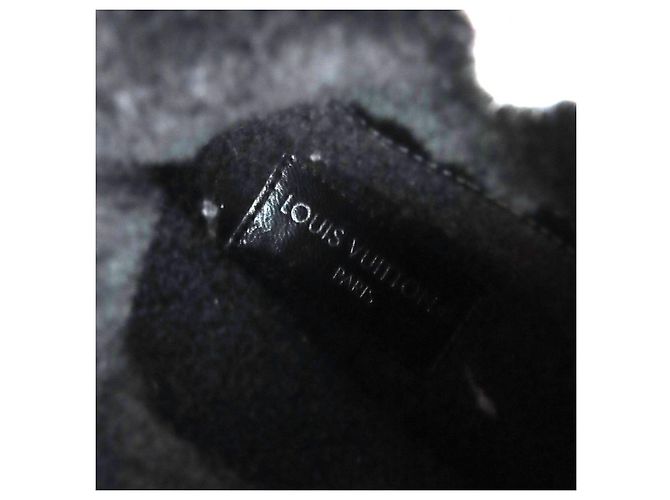 Stivali in shearling metallico con logo LV di Louis Vuitton Nero - vista 10