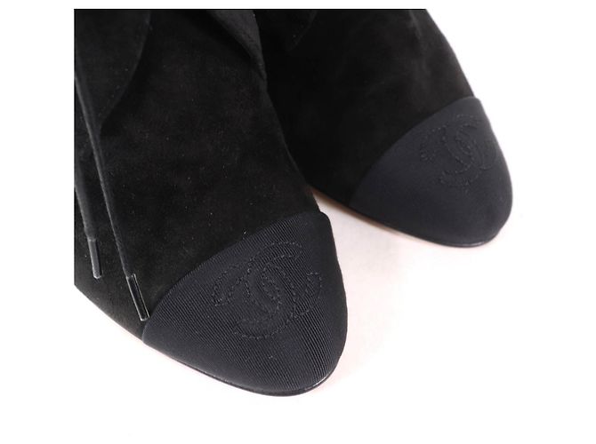 Chanel COCO Mark Wildleder Stiefeletten Schwarz - Ansicht 7